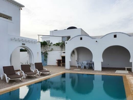 Villa Fattouma avec piscine — 6 personnes — Midoun, Djerba